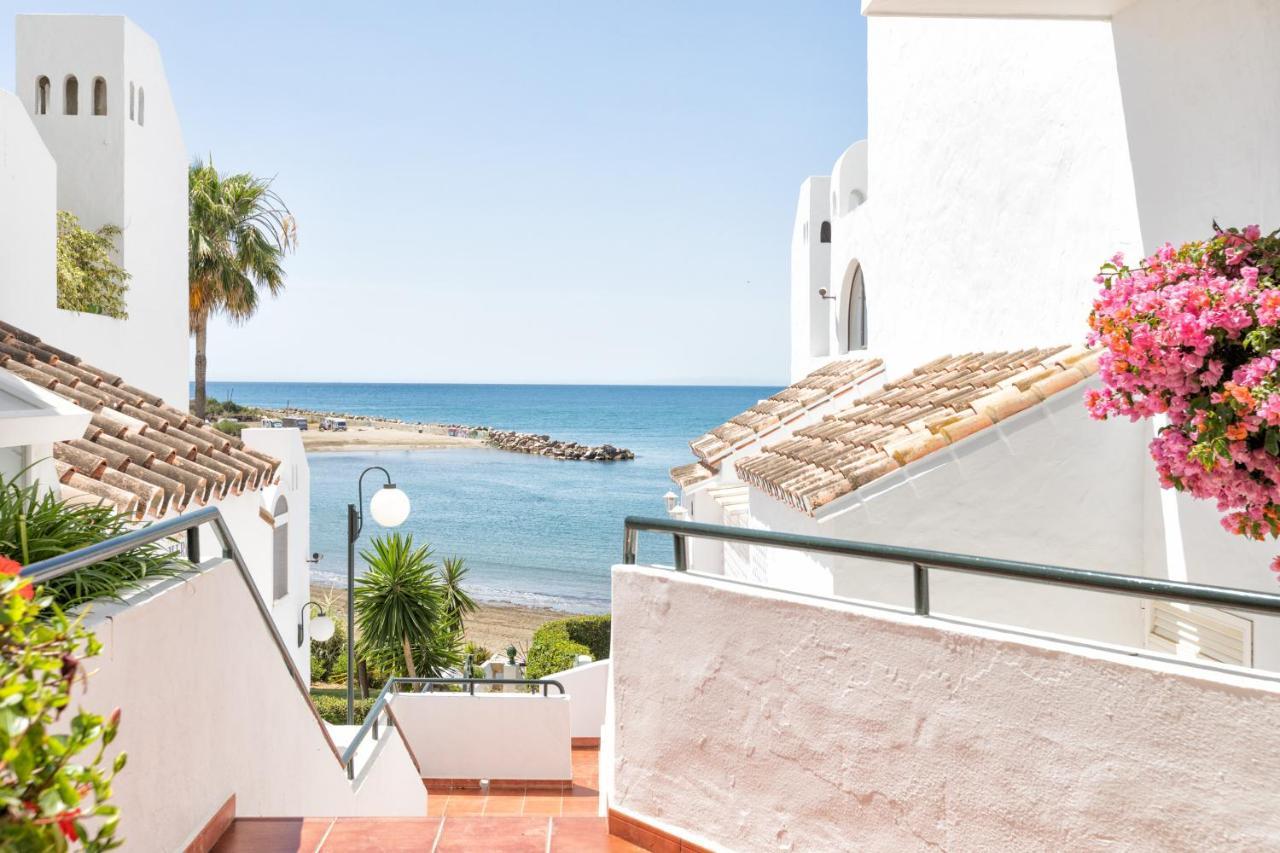 Front Sea View Penthouse Appartement Estepona Buitenkant foto