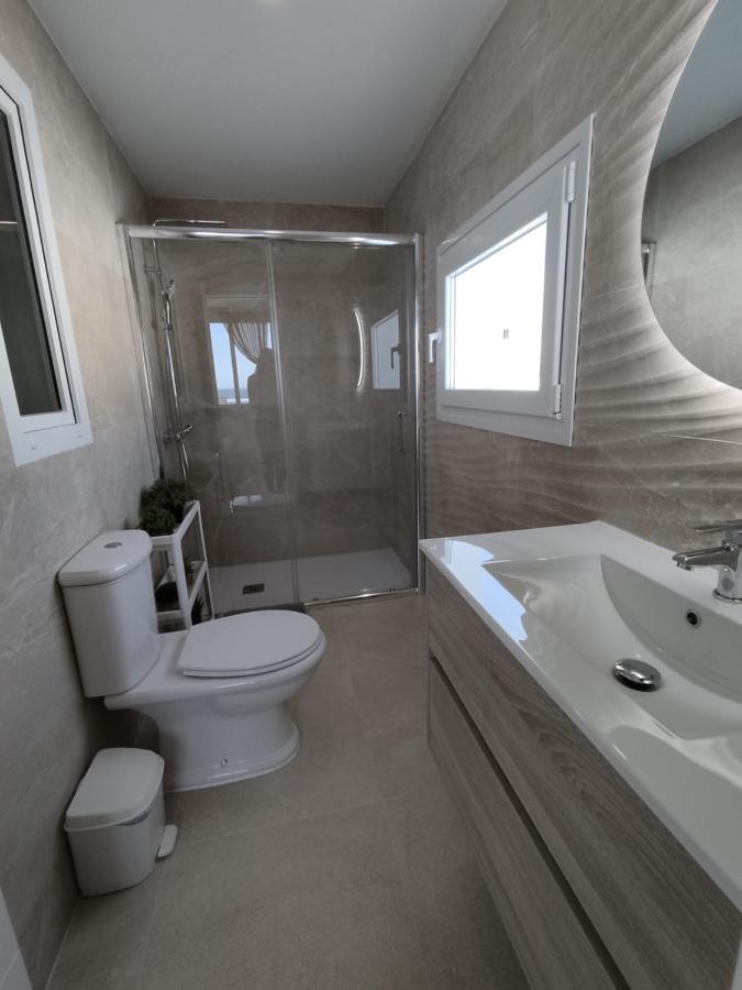 Front Sea View Penthouse Appartement Estepona Buitenkant foto