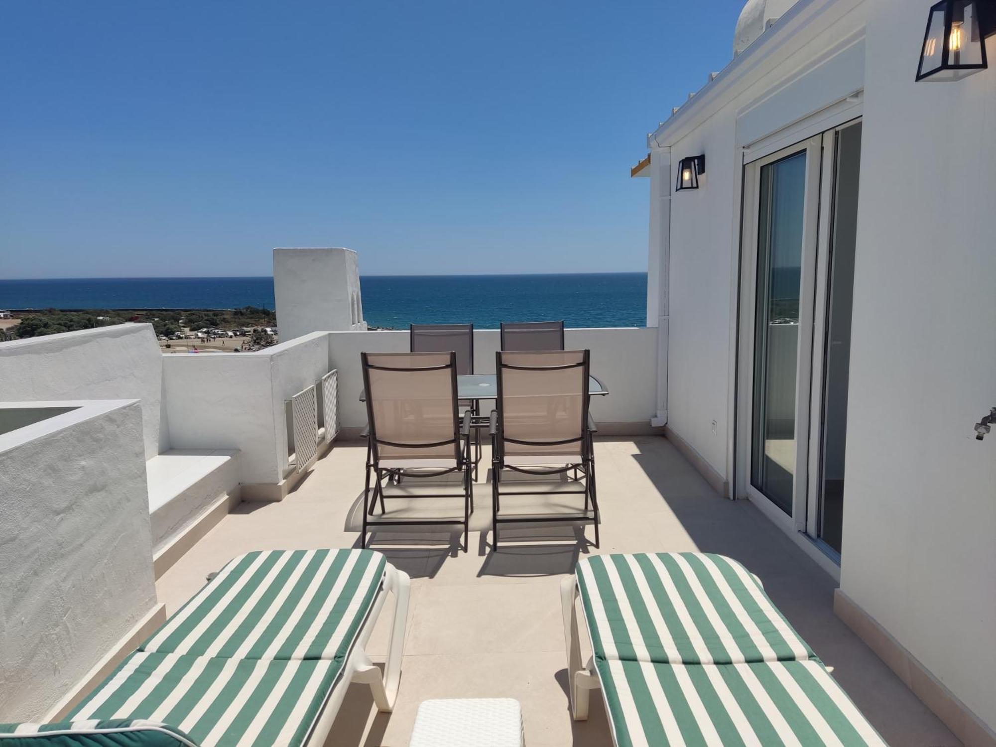 Front Sea View Penthouse Appartement Estepona Buitenkant foto